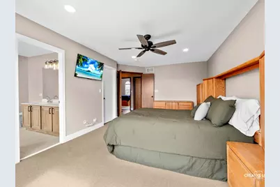 1524 W Mooseheart Road, North Aurora, IL 60542 - Photo 14