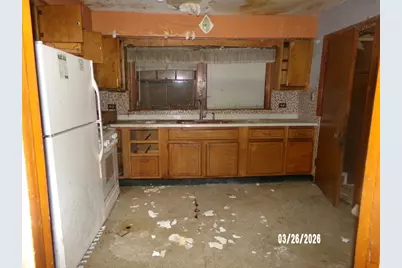 6024 W 87th Street, Burbank, IL 60459 - Photo 2