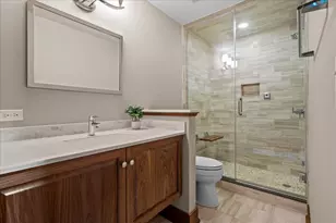 240 Walnut St, Libertyville, IL 60048 - Photo 30