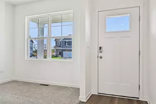 980 Sapphire Ln, Montgomery, IL 60538 - Photo 2