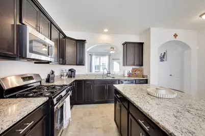 1174 Evergreen Avenue, Des Plaines, IL 60016 - Photo 10