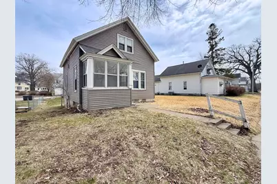 1125 37th Street, Rock Island, IL 61201 - Photo 2