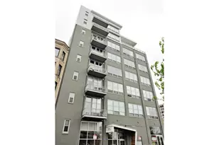 770 W Gladys Ave, Chicago, IL 60661 - Photo 1