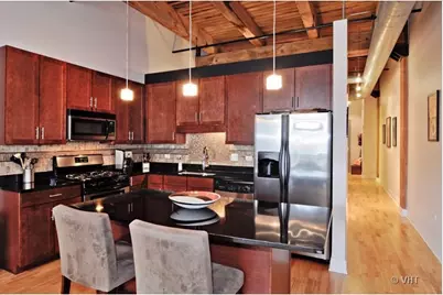 770 W Gladys Avenue #304, Chicago, IL 60661 - Photo 4