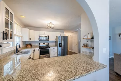 223 Huntington Court, Shorewood, IL 60404 - Photo 6