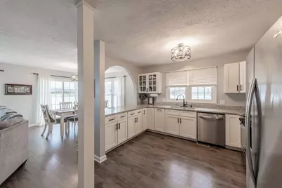 223 Huntington Court, Shorewood, IL 60404 - Photo 2