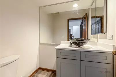 851 Sutton Court, Lincolnshire, IL 60069 - Photo 16