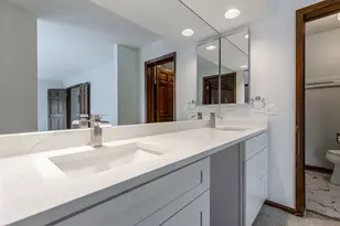 851 Sutton Ct, Lincolnshire, IL 60069 - Photo 22