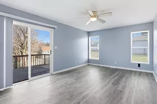 1824b Country Hills Dr, Yorkville, IL 60560 - Photo 6