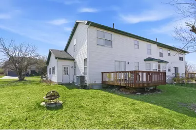 1824 B Country Hills Drive #B, Yorkville, IL 60560 - Photo 2