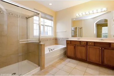 285 Seaton Court, Lake Zurich, IL 60047 - Photo 8