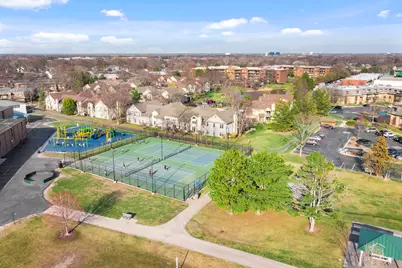 219 Old Oak Court W, Buffalo Grove, IL 60089 - Photo 20