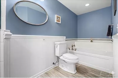 219 Old Oak Court W, Buffalo Grove, IL 60089 - Photo 12