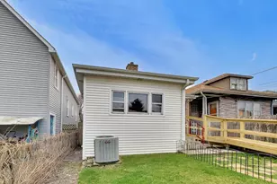 5220 W Patterson Ave, Chicago, IL 60641 - Photo 16