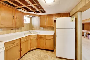 5220 W Patterson Ave, Chicago, IL 60641 - Photo 14