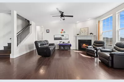 24 Beverly Lane, Hawthorn Woods, IL 60047 - Photo 8