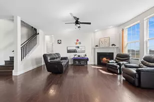 24 Beverly Ln, Hawthorn Woods, IL 60047 - Photo 8