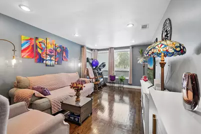 10222 S California Avenue, Evergreen Park, IL 60805 - Photo 2