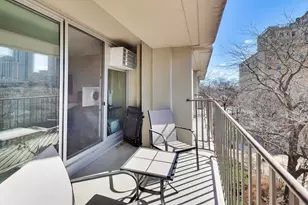 1960 N Lincoln Park West Ave, Chicago, IL 60614 - Photo 12