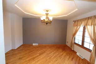 17406 Lathrop Ave, Hazel Crest, IL 60429 - Photo 4