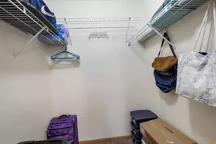 900 Symphony Dr, Aurora, IL 60504 - Photo 16