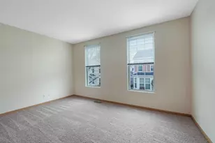 900 Symphony Dr, Aurora, IL 60504 - Photo 20