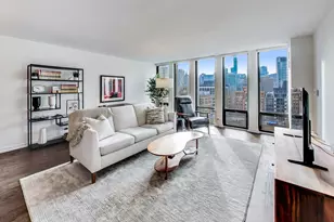 200 E Delaware Pl, Chicago, IL 60611 - Photo 4