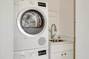 200 E Delaware Pl, Chicago, IL 60611 - Photo 16