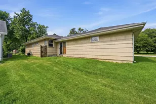 18001 Gladville Ave, Homewood, IL 60430 - Photo 32