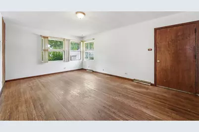 18001 Gladville Avenue, Homewood, IL 60430 - Photo 6