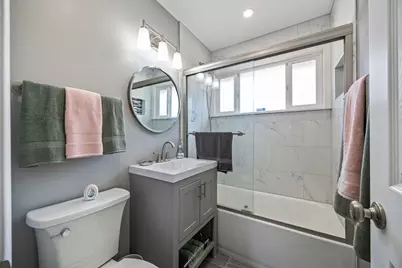 107 Nashua Street, Park Forest, IL 60466 - Photo 14