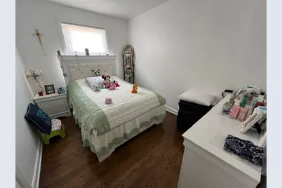 4952 Hull Street #2E, Skokie, IL 60077 - Photo 10