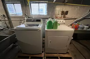 4952 Hull St, Skokie, IL 60077 - Photo 14