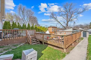 122 N Stott St, Genoa, IL 60135 - Photo 22