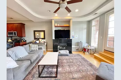 2734 N Wolcott Avenue #203, Chicago, IL 60614 - Photo 2