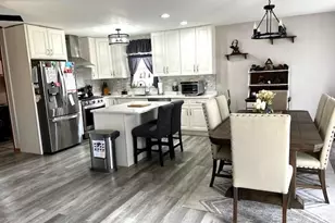 2409 Chestnut Ln, Morris, IL 60450 - Photo 8