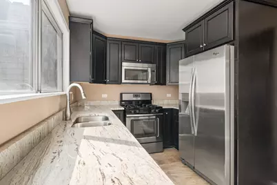 371 Le Parc Circle, Buffalo Grove, IL 60089 - Photo 10