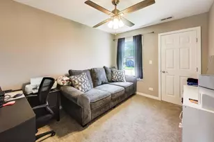 8842 S Talman Ave, Evergreen Park, IL 60805 - Photo 20