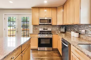8842 S Talman Ave, Evergreen Park, IL 60805 - Photo 10
