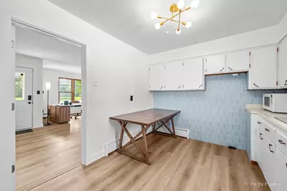 124 E Oak Knoll Drive, Hampshire, IL 60140 - Photo 12