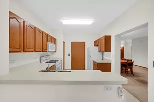 21246 W Crimson Ct, Plainfield, IL 60544 - Photo 8