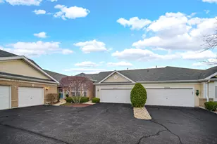 21246 W Crimson Ct, Plainfield, IL 60544 - Photo 2