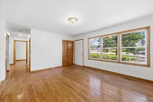 1717 S 5th Pl, Saint Charles, IL 60174 - Photo 12