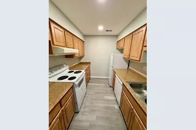 1482 Stonebridge Circle #C3, Wheaton, IL 60189 - Photo 8