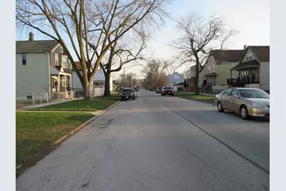 10011 S Exchange Avenue, Chicago, IL 60617 - Photo 6