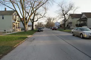 10011 S Exchange Ave, Chicago, IL 60617 - Photo 6