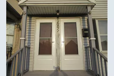 10011 S Exchange Avenue, Chicago, IL 60617 - Photo 8