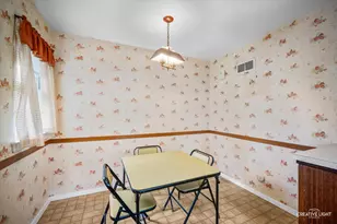 313 E Morningside Ave, Lombard, IL 60148 - Photo 6