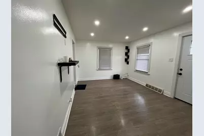 93 E 151st Street, Harvey, IL 60426 - Photo 6