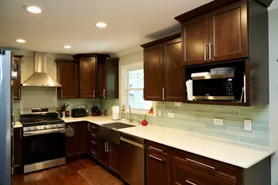 211 Sandalwood Drive, Naperville, IL 60540 - Photo 2